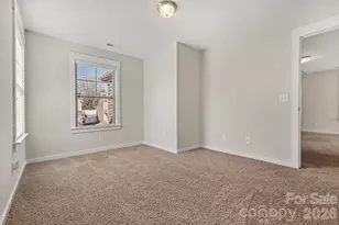 10004 Michael Crossing Dr, Charlotte, NC 28213 - Photo 21