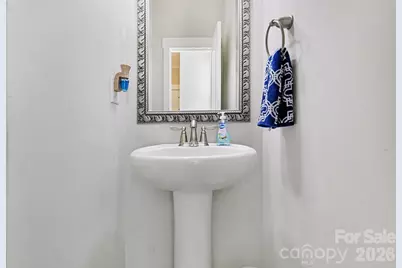 10004 Michael Crossing Drive, Charlotte, NC 28213 - Photo 29