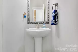 10004 Michael Crossing Dr, Charlotte, NC 28213 - Photo 29