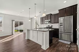 10004 Michael Crossing Dr, Charlotte, NC 28213 - Photo 11