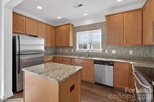 15208 Loire Valley St, Charlotte, NC 28277 - Photo 3