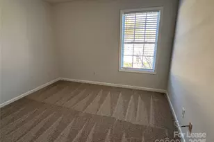 938 Plaza Walk Dr, Charlotte, NC 28215 - Photo 29