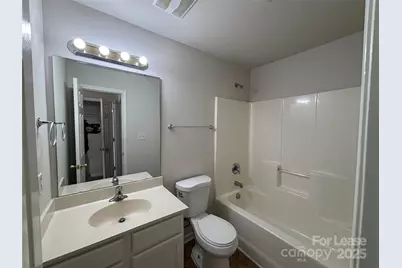 938 Plaza Walk Drive, Charlotte, NC 28215 - Photo 23