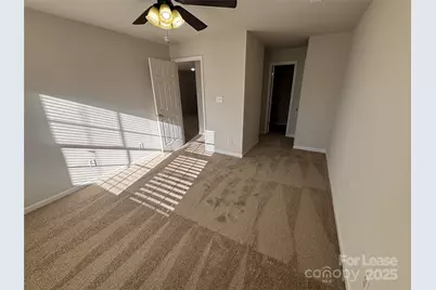 938 Plaza Walk Drive, Charlotte, NC 28215 - Photo 21