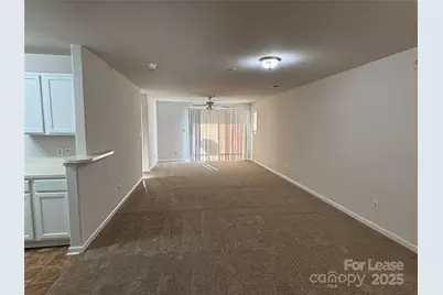 938 Plaza Walk Drive, Charlotte, NC 28215 - Photo 7