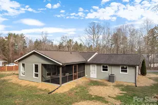 23 Coronet Ln, Hendersonville, NC 28792 - Photo 13