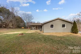 23 Coronet Ln, Hendersonville, NC 28792 - Photo 15