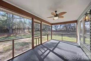 23 Coronet Ln, Hendersonville, NC 28792 - Photo 5