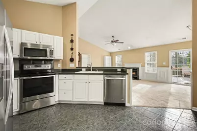 6652 Allness Glen Lane, Charlotte, NC 28269 - Photo 9