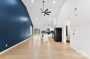 516 N Mulberry St, Cherryville, NC 28021 - Photo 5