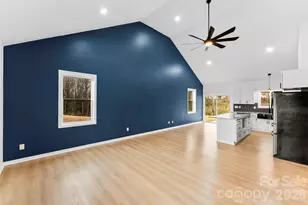 516 N Mulberry St, Cherryville, NC 28021 - Photo 7