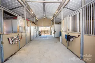 646 Longview Rd, Statesville, NC 28625 - Photo 9