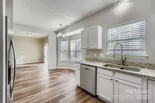 3538 Joel Turner Dr, Charlotte, NC 28216 - Photo 3