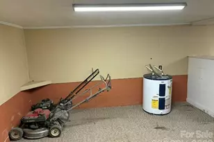 1507 Fayetteville Rd, Rockingham, NC 28379 - Photo 23