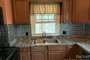 1507 Fayetteville Rd, Rockingham, NC 28379 - Photo 9