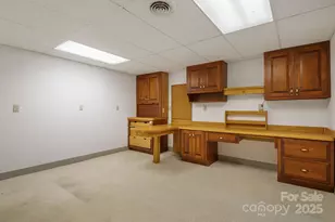 111 S Valley View Dr, Mars Hill, NC 28754 - Photo 33