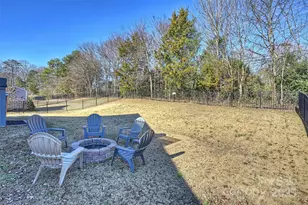 7316 Strawberry Fields Ln, Charlotte, NC 28278 - Photo 33