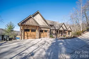 333 Kanasdatsi Dr, Brevard, NC 28712 - Photo 3