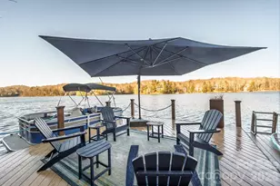 333 Kanasdatsi Dr, Brevard, NC 28712 - Photo 9