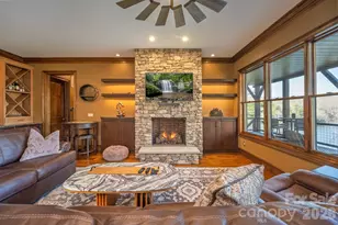 333 Kanasdatsi Dr, Brevard, NC 28712 - Photo 37