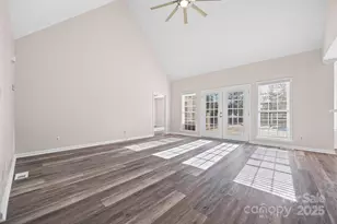 1334 Bryson Creek Dr, McConnells, SC 29726 - Photo 5