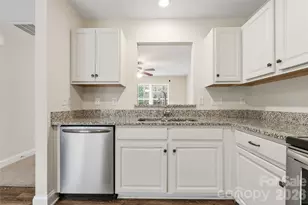 841 Armfield St, Waxhaw, NC 28173 - Photo 9