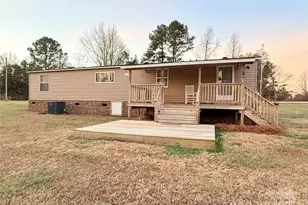 3703 Pink Plyler Rd, Lancaster, SC 29720 - Photo 3