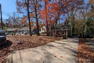 3331 Donovan Pl, Charlotte, NC 28215 - Photo 1