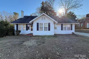 112 E Ashe St, Wadesboro, NC 28170 - Photo 1