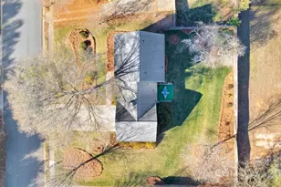 123 Linville Dr, Matthews, NC 28105 - Photo 39