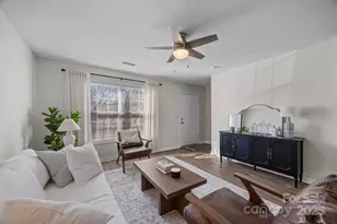 2 Mdw Gln Dr, Fletcher, NC 28732 - Photo 5