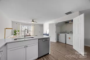 2 Mdw Gln Dr, Fletcher, NC 28732 - Photo 15