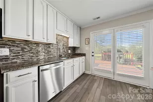 8615 Golf Ridge Dr, Charlotte, NC 28277 - Photo 15