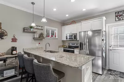 1764 17th Avenue NE, Hickory, NC 28601 - Photo 5