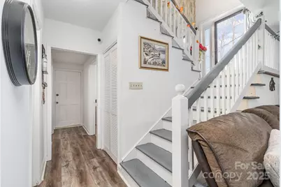 2128 23rd Street Court NE, Hickory, NC 28601 - Photo 3