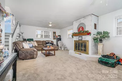 2128 23rd Street Court NE, Hickory, NC 28601 - Photo 13