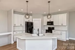 105 Sheila Wynne Dr, Fletcher, NC 28732 - Photo 23