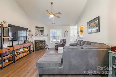 566 Chase Brook Drive, Rock Hill, SC 29732 - Photo 5