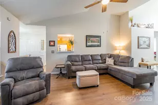 566 Chase Brook Dr, Rock Hill, SC 29732 - Photo 7