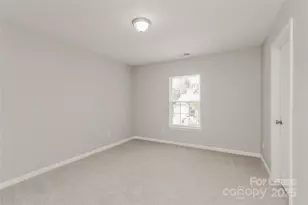 818 Swearngan Ridge Ct, Charlotte, NC 28216 - Photo 5