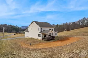 343 Rocky Lane Rd, Clyde, NC 28721 - Photo 37