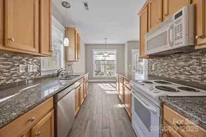 132 E Morehouse Avenue, Mooresville, NC 28117 - Photo 9