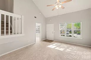 3201 Blythe Ridge Ct, Charlotte, NC 28213 - Photo 5