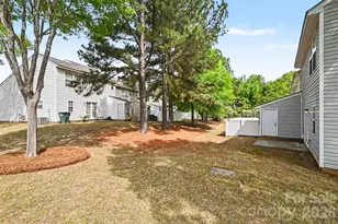 3201 Blythe Ridge Ct, Charlotte, NC 28213 - Photo 27