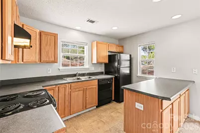 3201 Blythe Ridge Court, Charlotte, NC 28213 - Photo 11