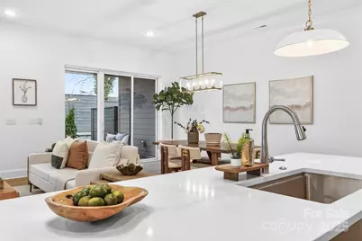 1014 E 19th Street, Charlotte, NC 28205 - Photo 11