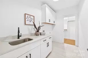 1014 E 19th St, Charlotte, NC 28205 - Photo 29