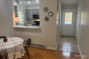 127 Riverview Dr, Asheville, NC 28806 - Photo 7