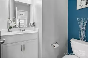 3735 Ernie Dr, Charlotte, NC 28269 - Photo 13