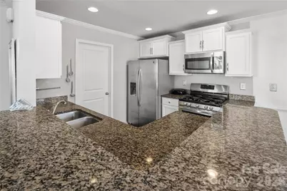 3735 Ernie Drive, Charlotte, NC 28269 - Photo 11